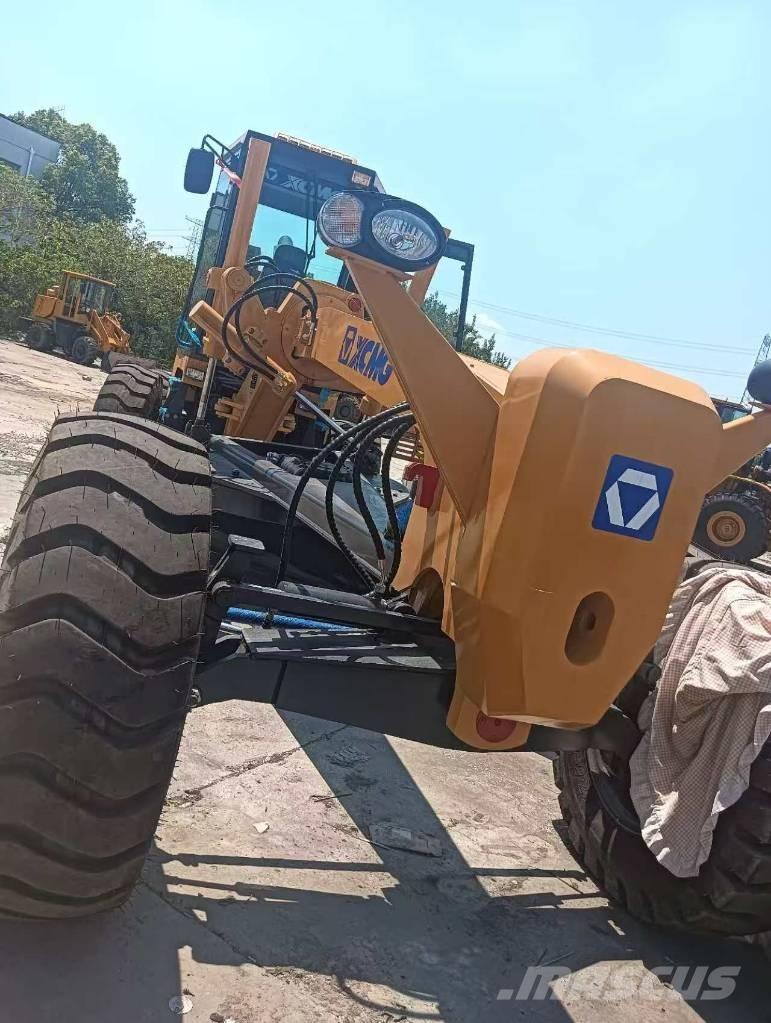 XCMG GR1803 Грейдеры