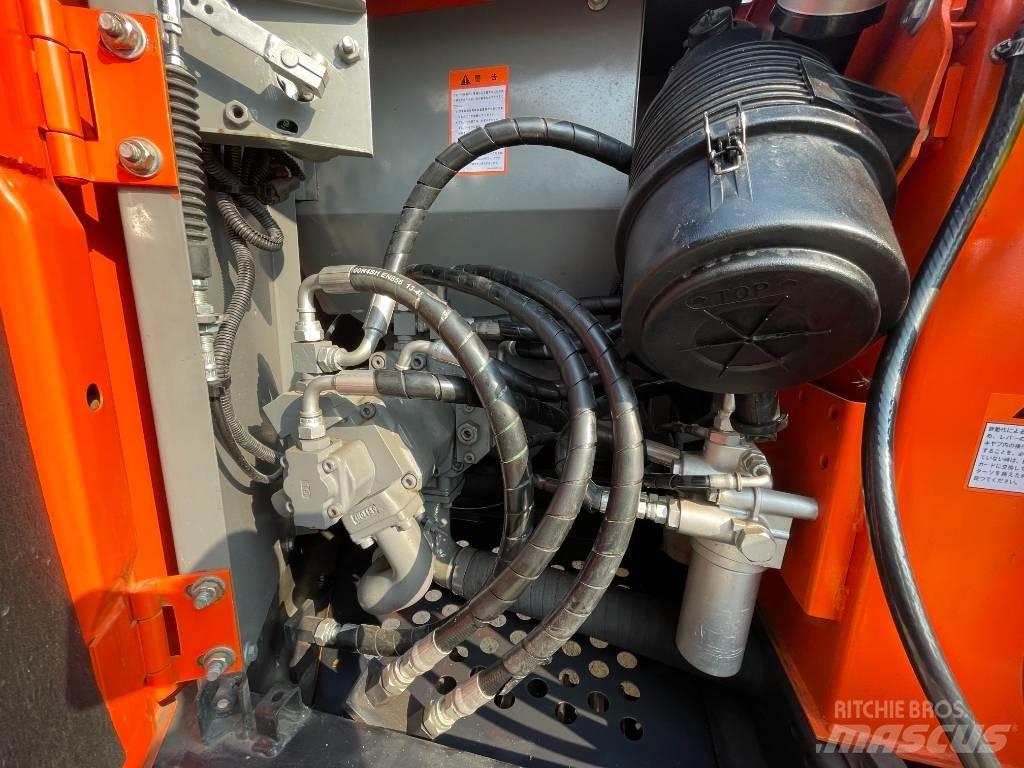 Hitachi ZX 75 Гусеничные экскаваторы
