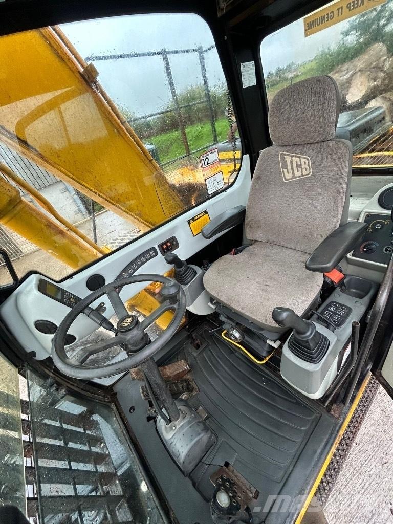 JCB JS 130 W Колёсные экскаваторы