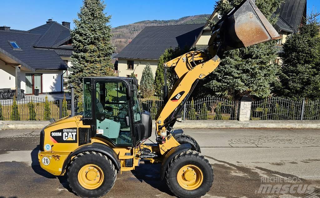 CAT 908 M Фронтальные погрузчики