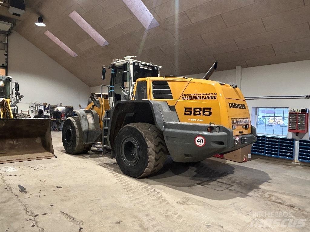 Liebherr L 586 Фронтальные погрузчики