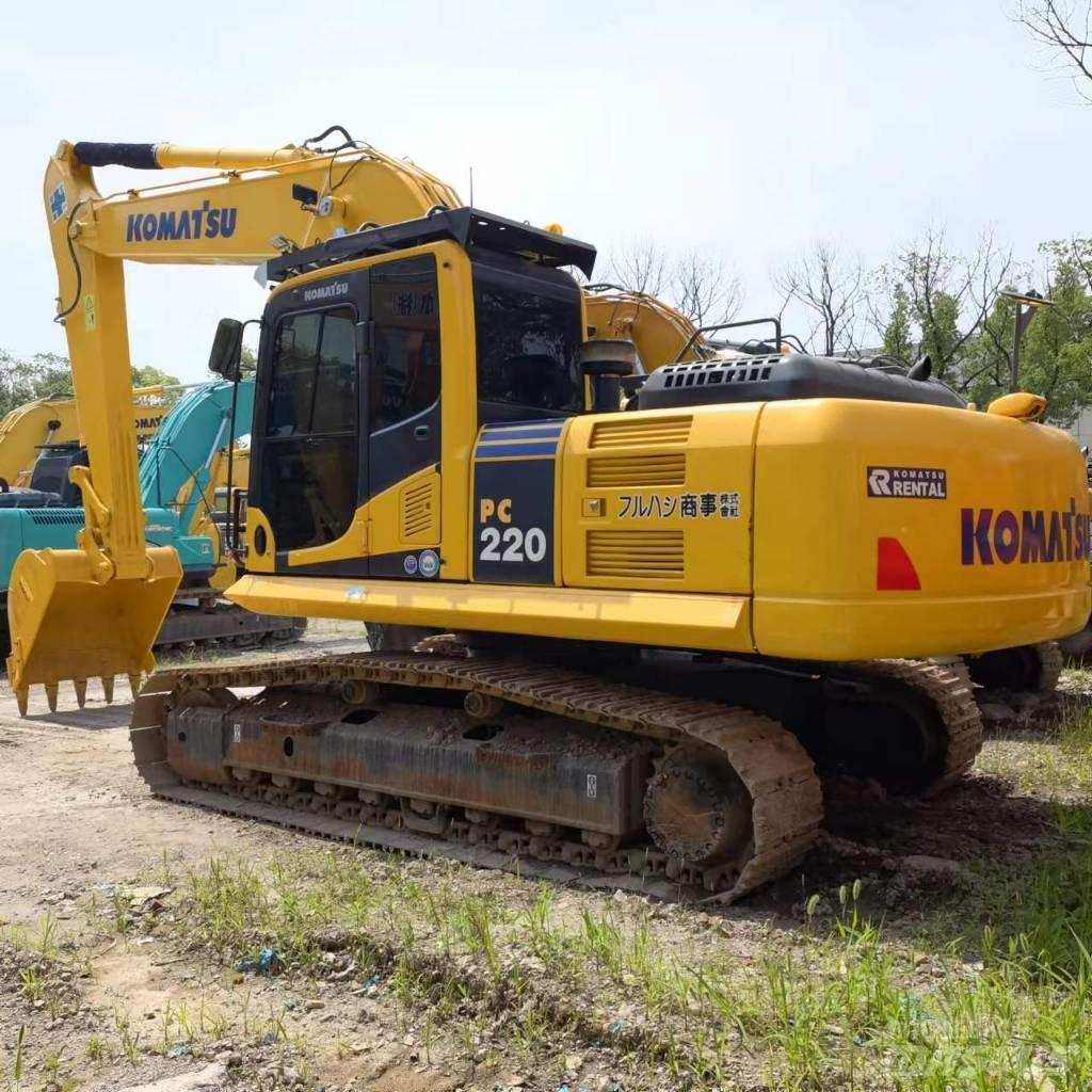Komatsu PC 220-8/ Гусеничные экскаваторы