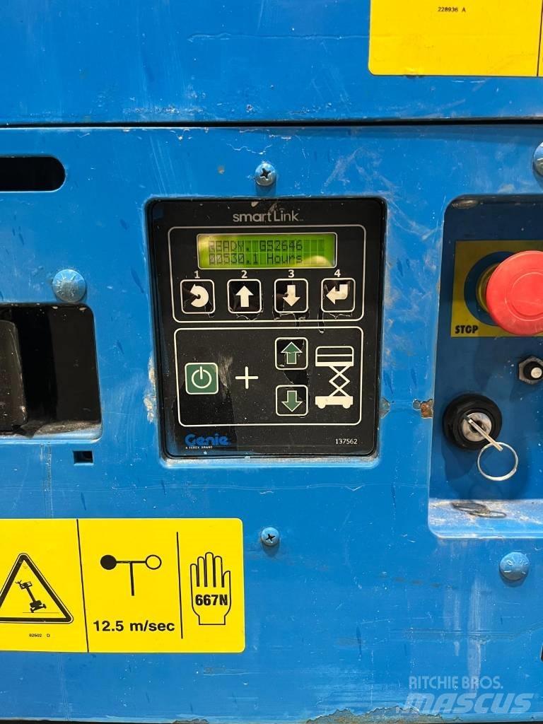 Genie GS 2646 Ножничные подъемники
