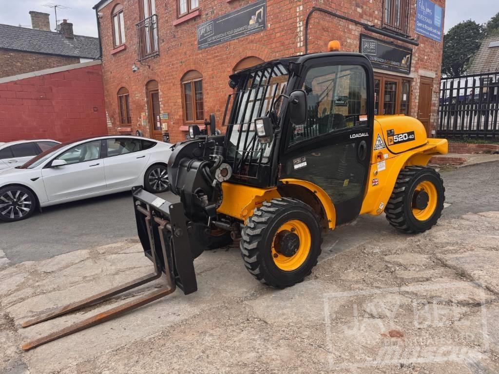 JCB 520-40 Телескопические погрузчики