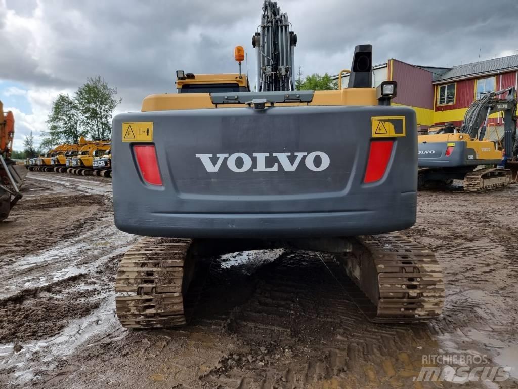 Volvo EC 220 DL Гусеничные экскаваторы
