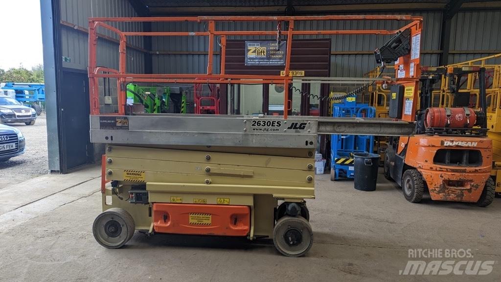 JLG ES2630 Ножничные подъемники