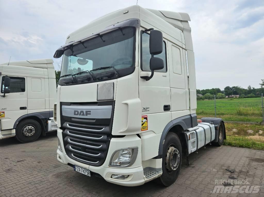 DAF XF460 Седельные тягачи