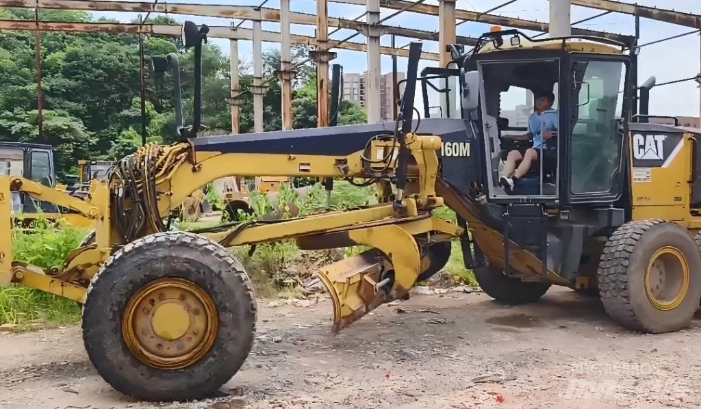 CAT 160 M Грейдеры