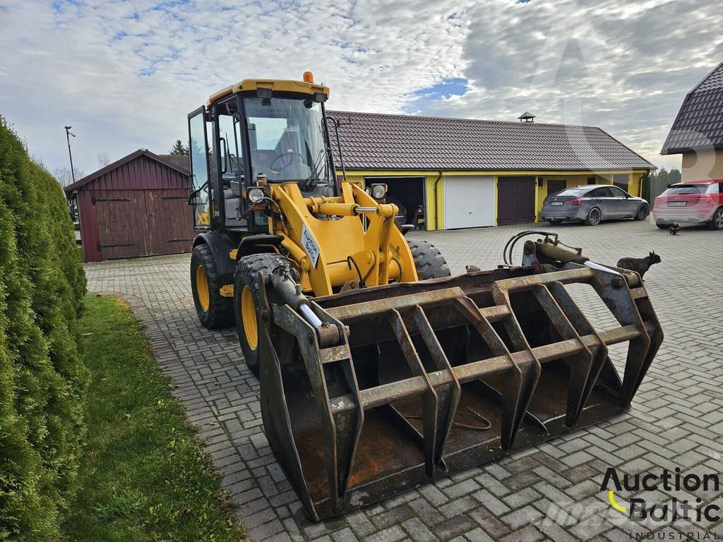 JCB 409 B Фронтальные погрузчики