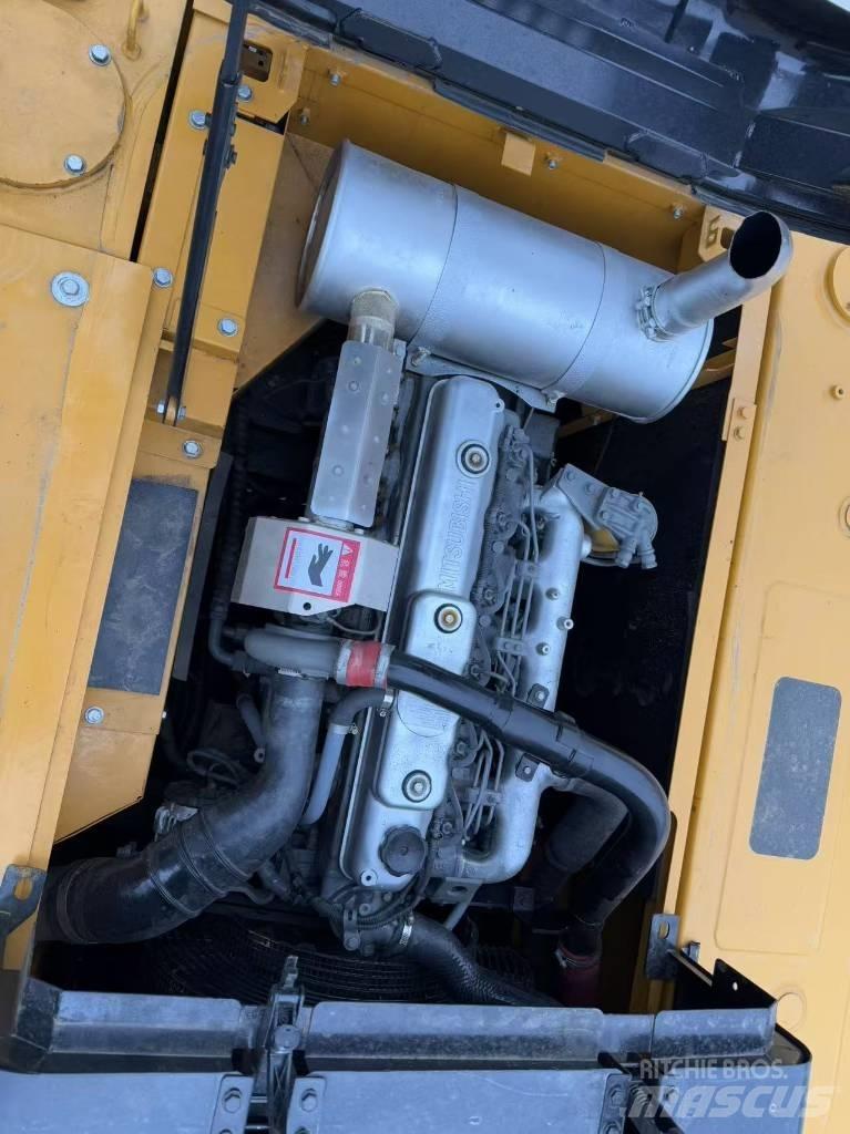 Sany SY 215 C Гусеничные экскаваторы