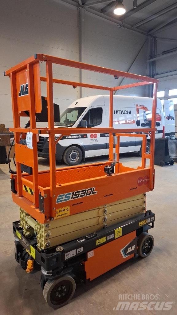 JLG ES 1530 L Ножничные подъемники