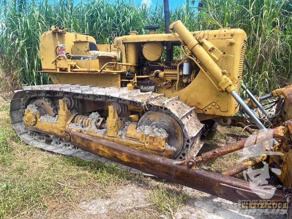 CAT D 6 C Гусеничные бульдозеры