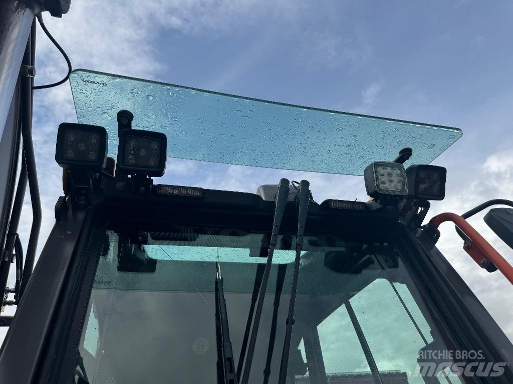 Volvo EC 140 EL Гусеничные экскаваторы