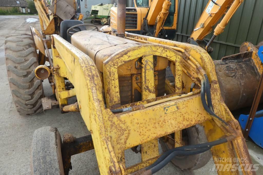 Massey Ferguson 65 Универсальные фронтальные погрузчики