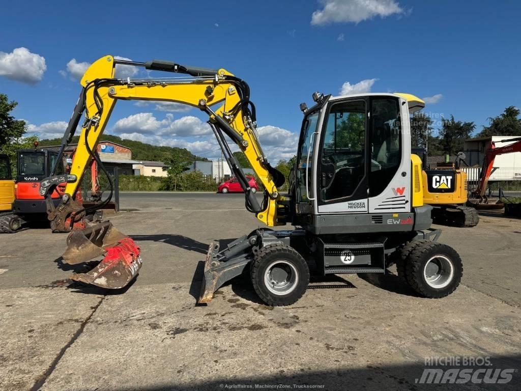 Wacker Neuson EW 65 Колёсные экскаваторы