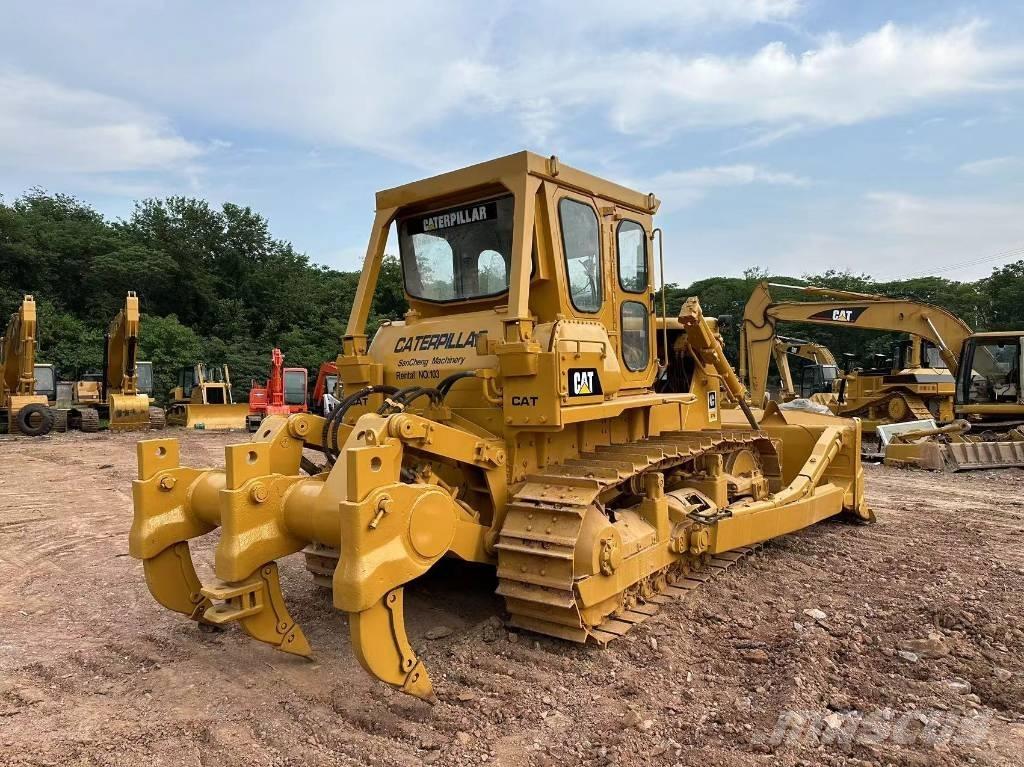 CAT D7G Гусеничные бульдозеры