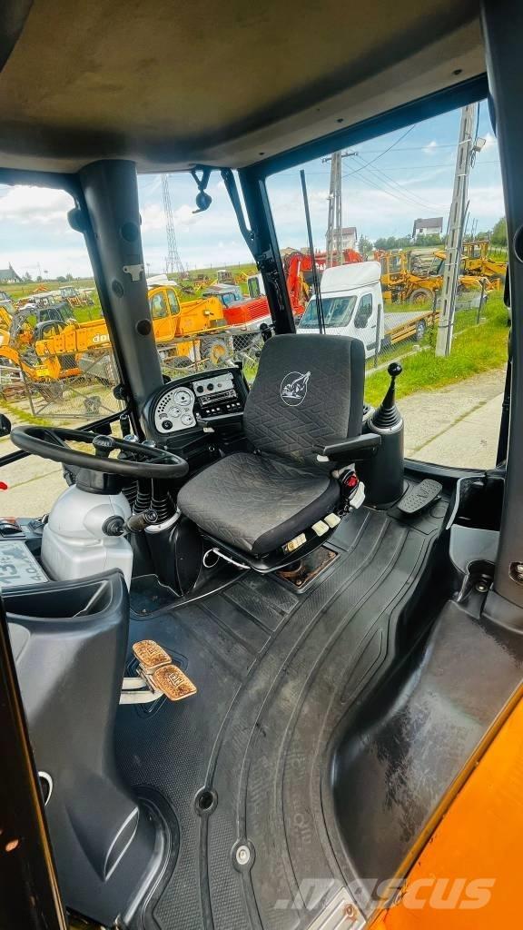 JCB 4CX Экскаваторы-погрузчики