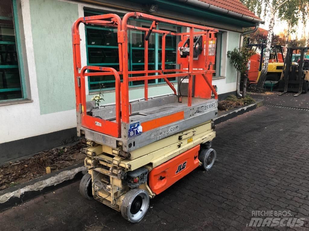JLG 1930 ES V-2927 Вертикальные мачтовые подъемники