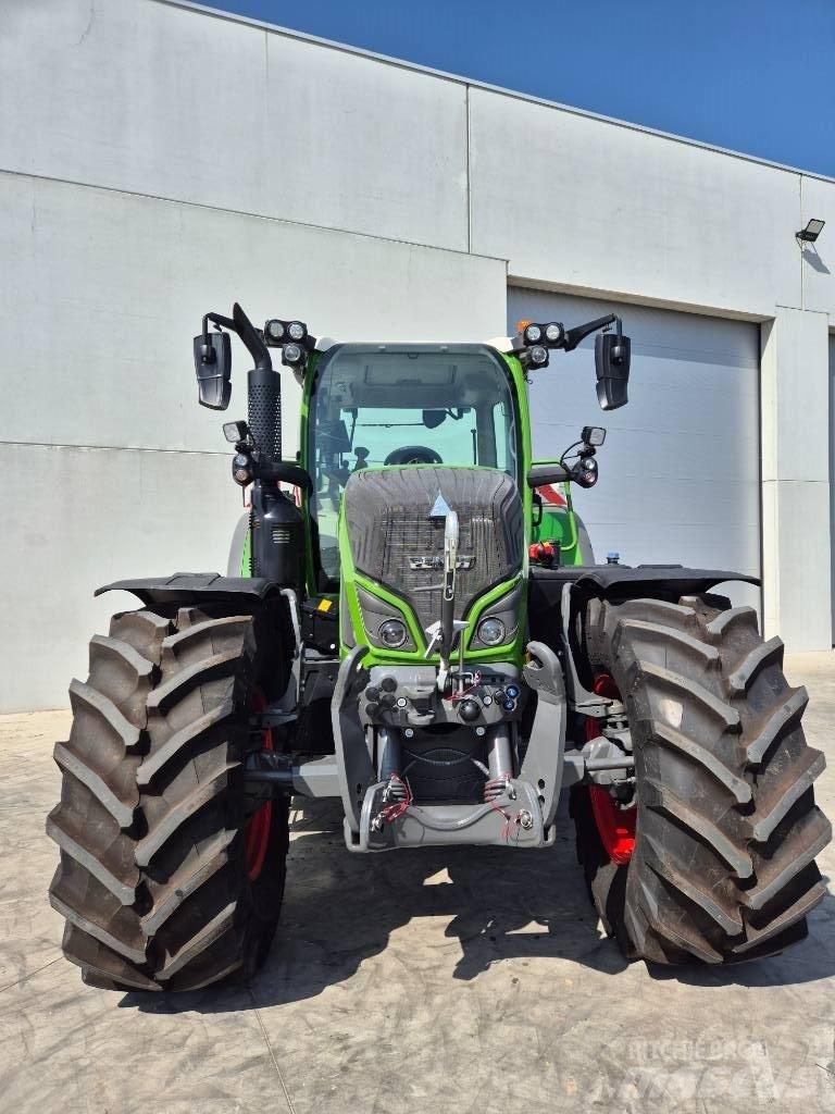 Fendt 718 Vario Трактора