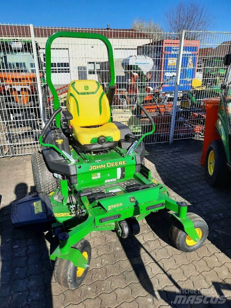 John Deere Z 740R Роторные косилки