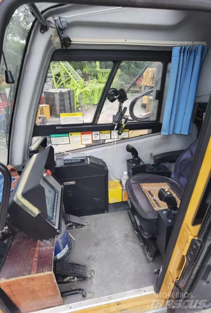Sany SAC2600T8 Автокраны
