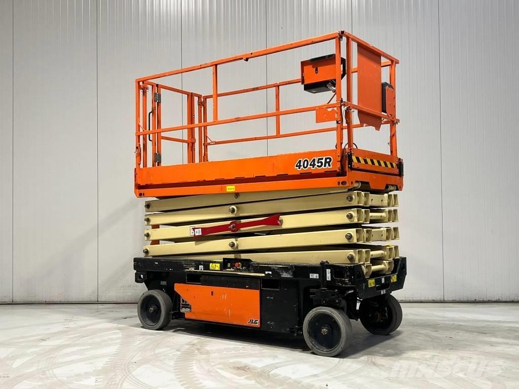 JLG 4045R Ножничные подъемники