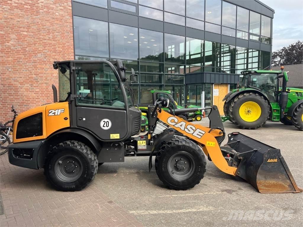 CASE 21F Фронтальные погрузчики