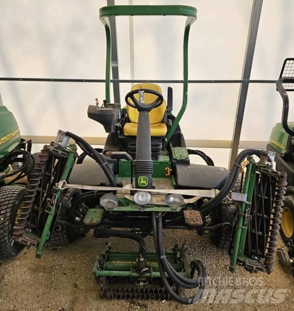 John Deere 7700 Косилки фарватера