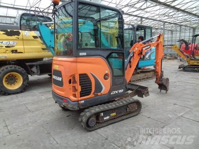 Doosan DX19 Мини-экскаваторы