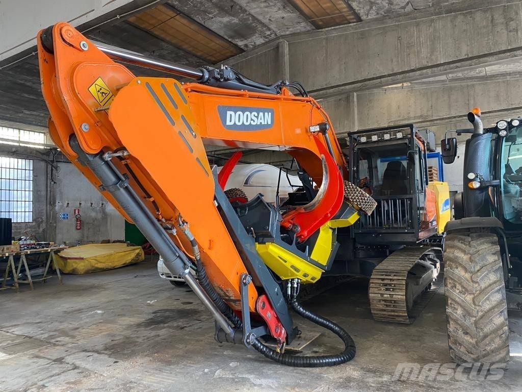 Doosan DX 235 NLC-5 Гусеничные экскаваторы