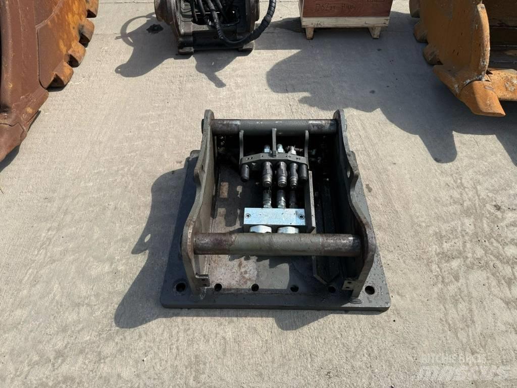 OilQuick OQ80 Квик-каплеры