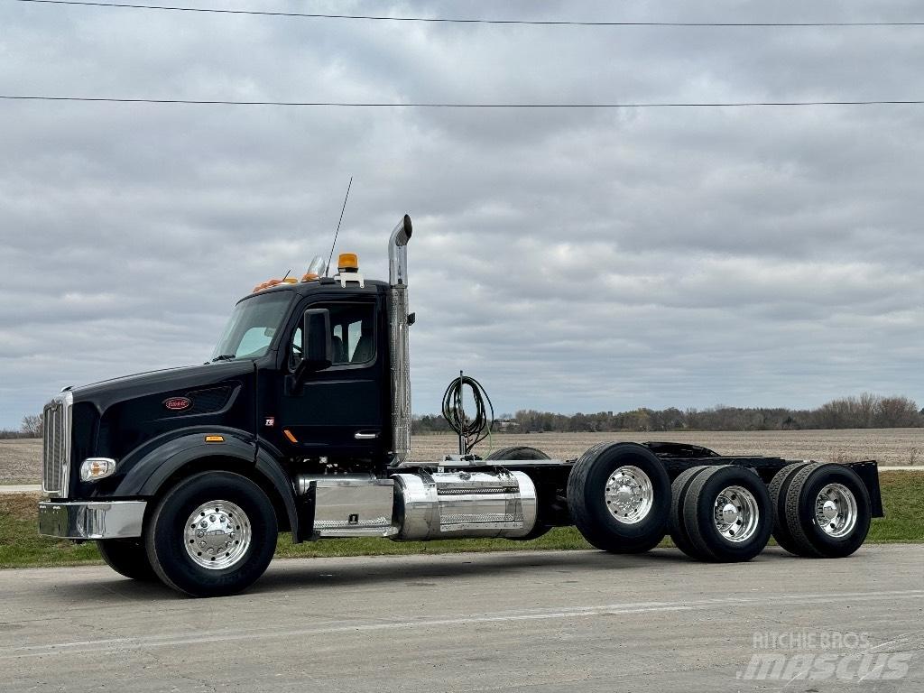 Peterbilt 567 Седельные тягачи