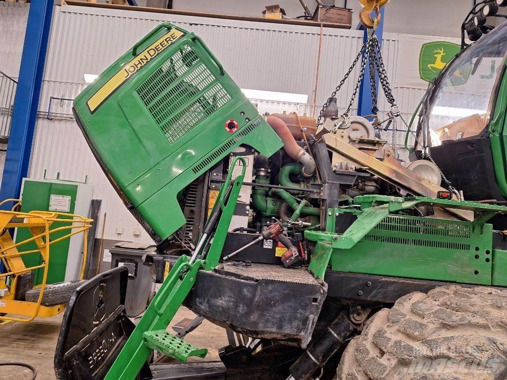 John Deere 1910 Форвардеры