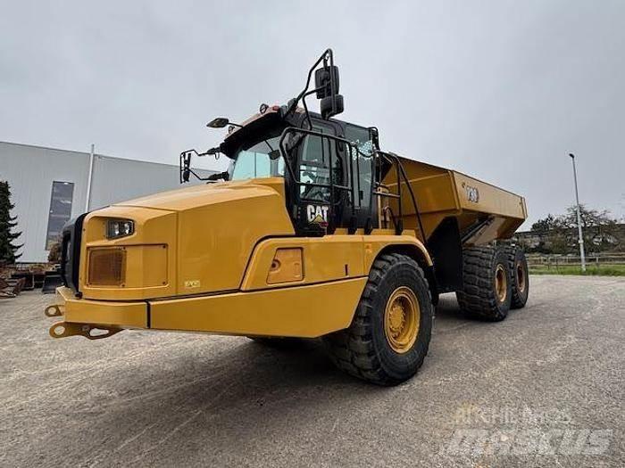 CAT 730 Шарнирно-сочленённые самосвалы