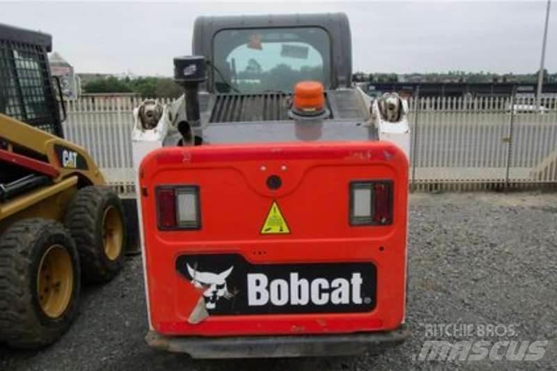 Bobcat S450B Специальные грузовики