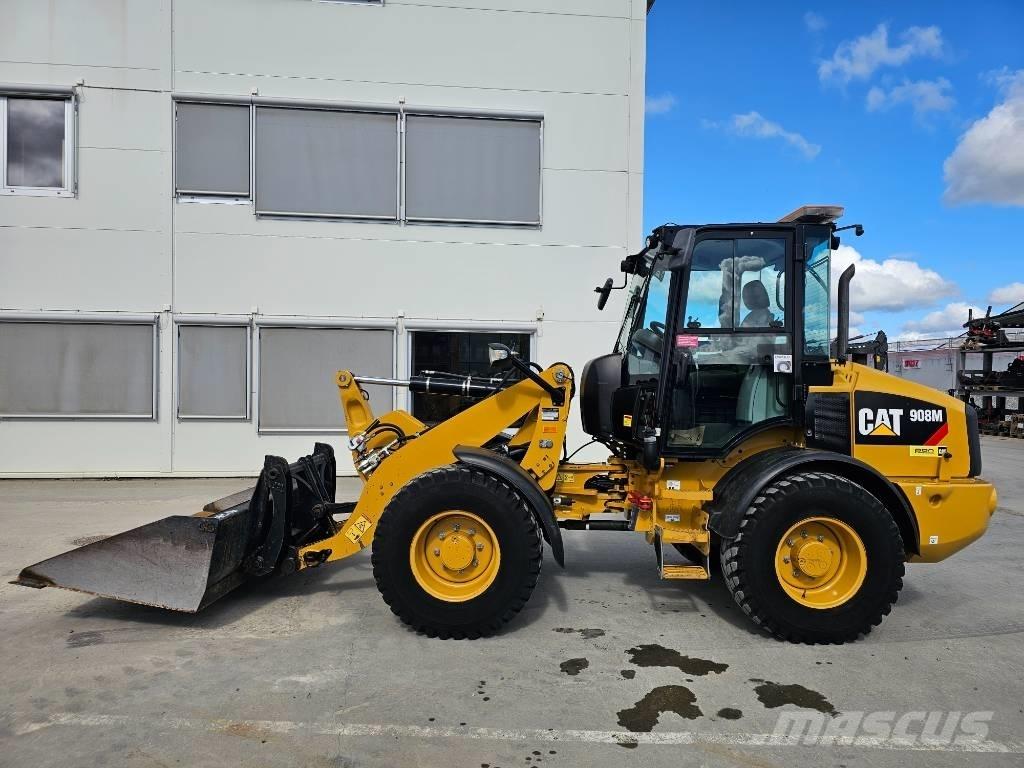 CAT 908M Фронтальные погрузчики