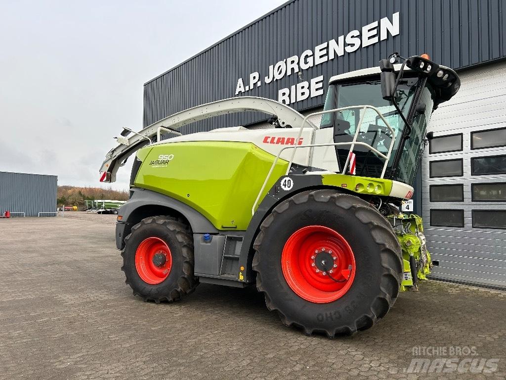 CLAAS Jaguar 950 Самоходные кормоуборочные комбайны