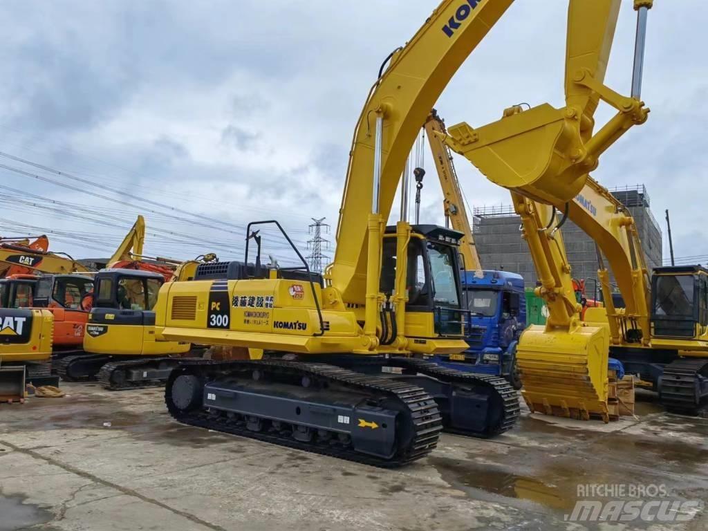Komatsu PC 300 Гусеничные экскаваторы