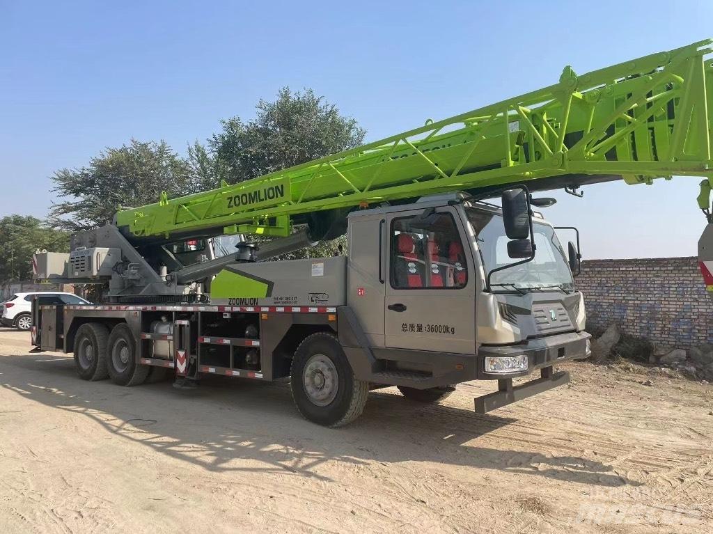 Zoomlion ZTC350H Автокраны