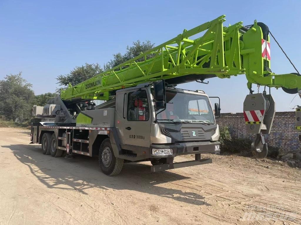 Zoomlion ZTC350H Автокраны