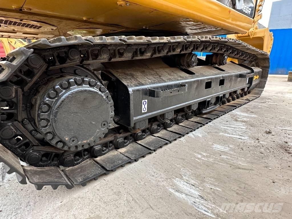 CAT 330 D Гусеничные экскаваторы