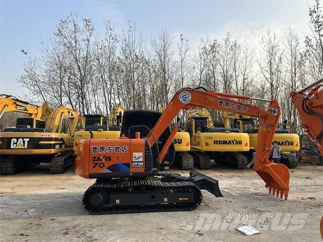 Hitachi ZX70 Гусеничные экскаваторы