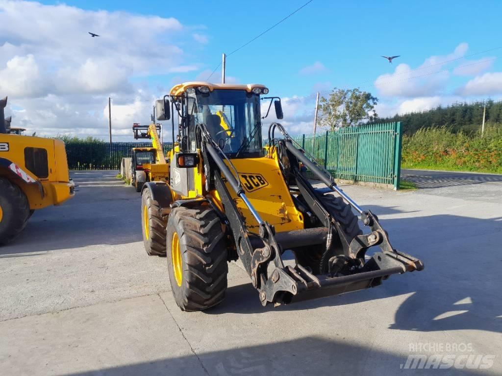 JCB 412 Сельскохозяйственные телескопические погрузчики
