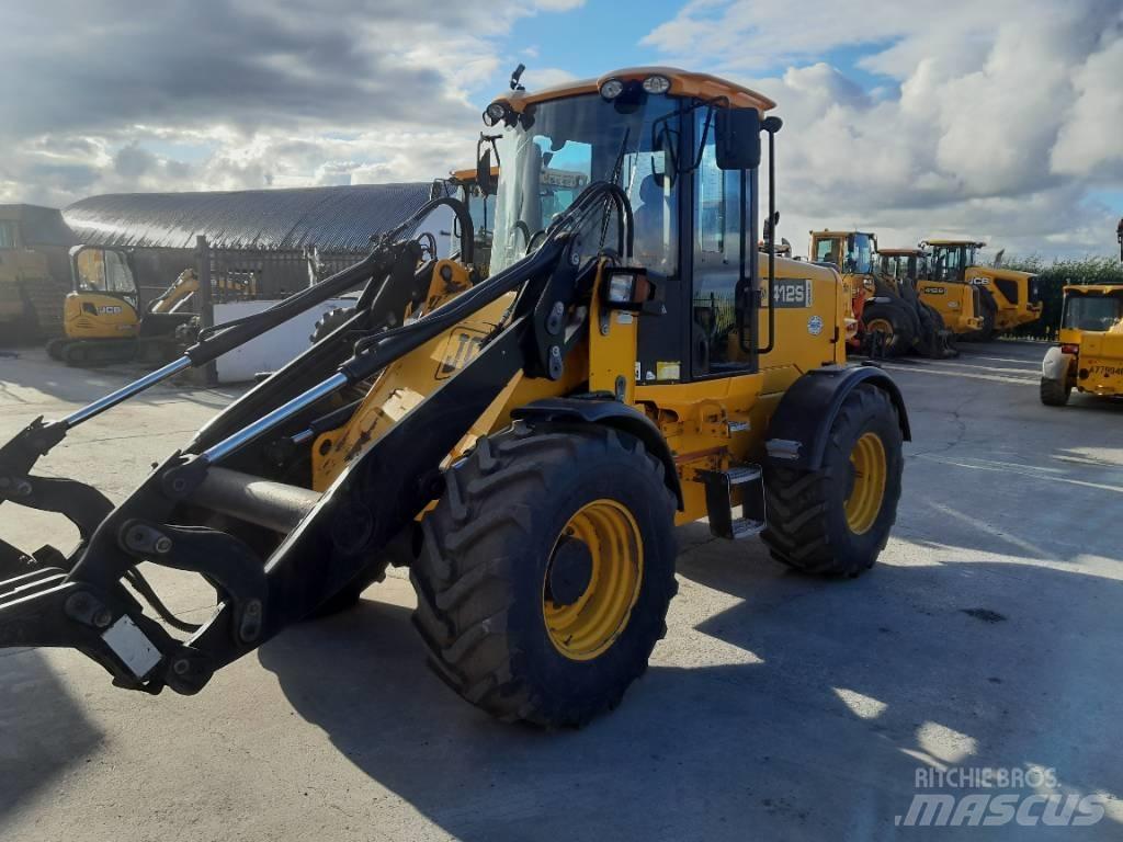JCB 412 Сельскохозяйственные телескопические погрузчики