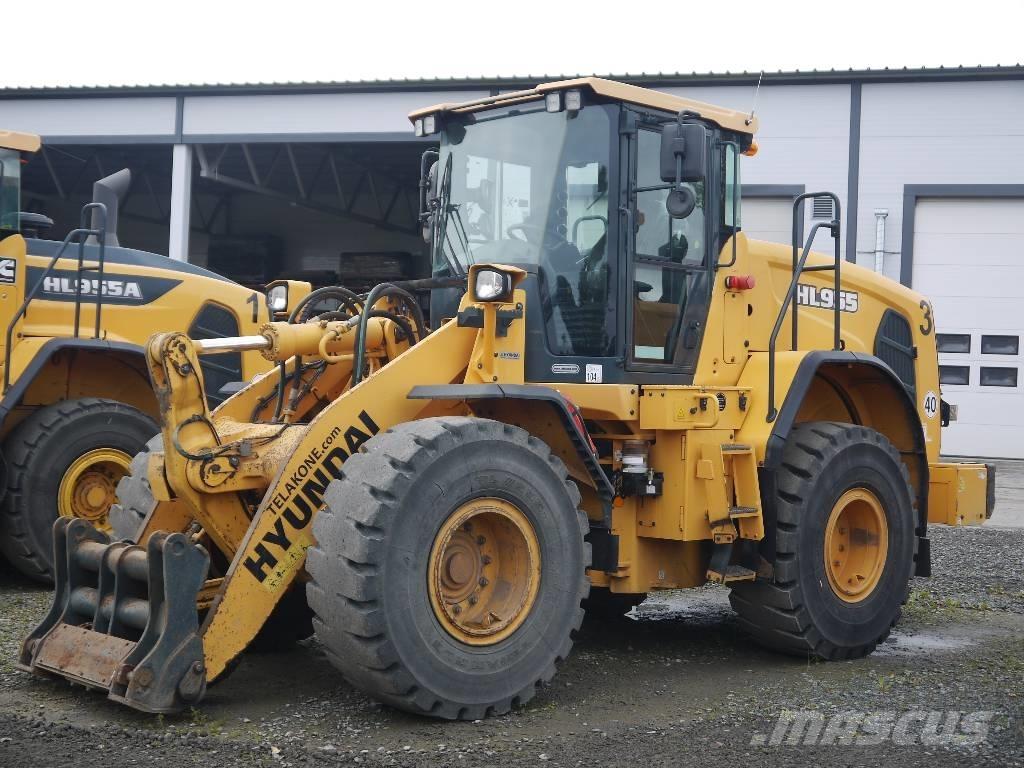 Hyundai HL955 Фронтальные погрузчики