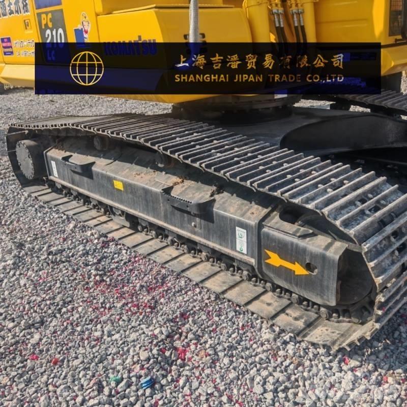 Komatsu PC 220 Гусеничные экскаваторы