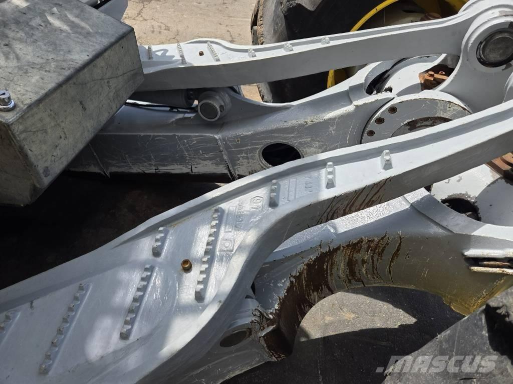 Menzi Muck M545X Специальные экскаваторы