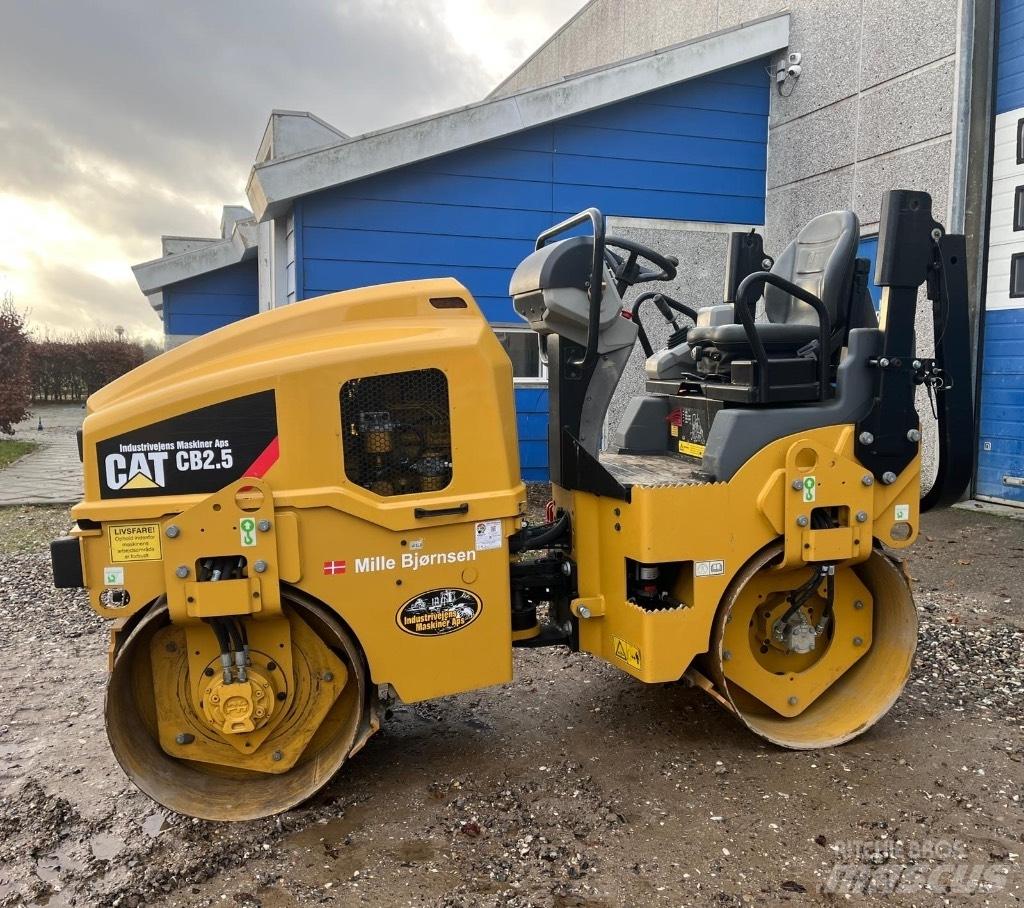 CAT CB 2.5 Катки тротуарные