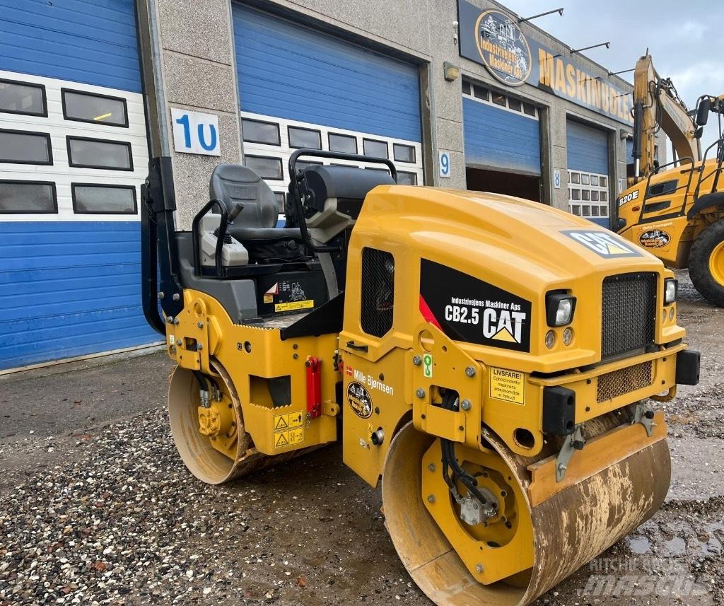CAT CB 2.5 Катки тротуарные