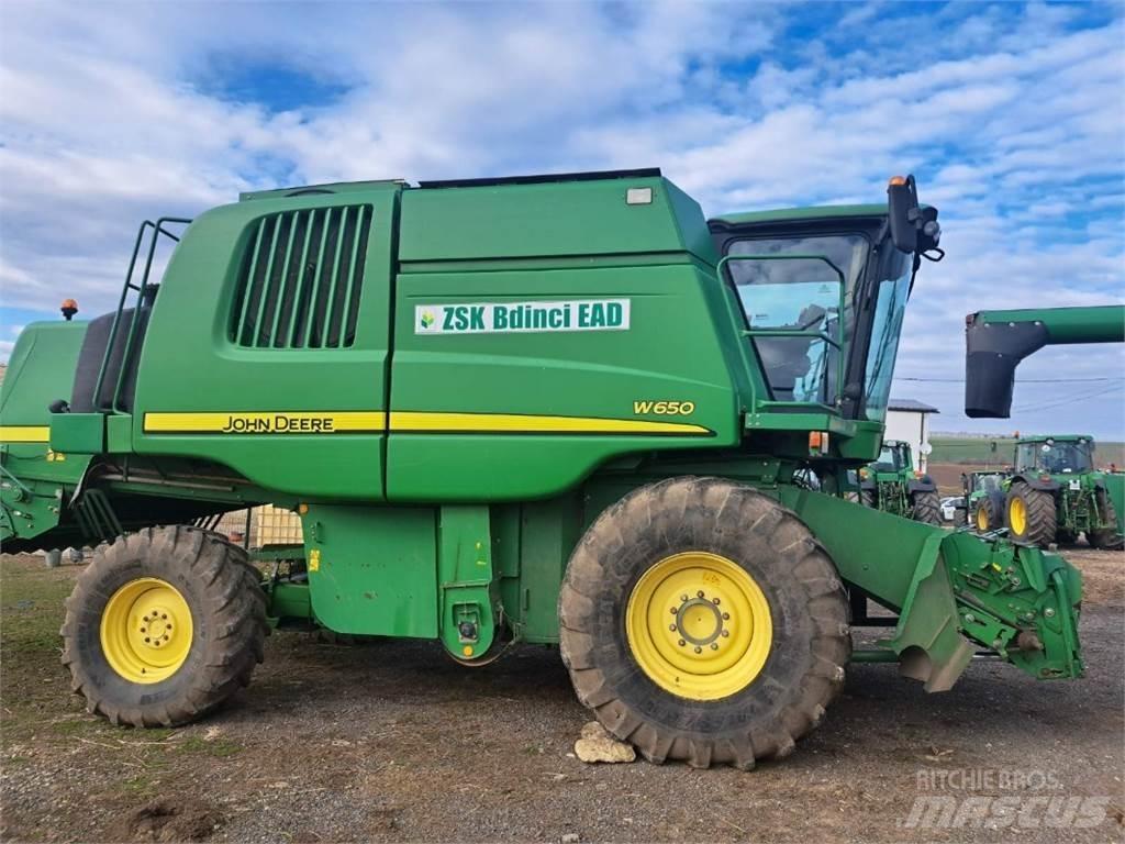John Deere W650 Зерноуборочные комбайны